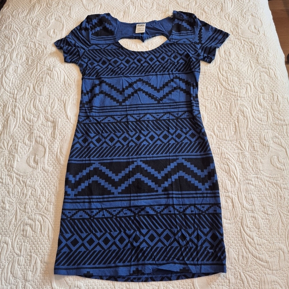 Pink Victoria's Secret women's Large dress cutout heart, navy & black EUC